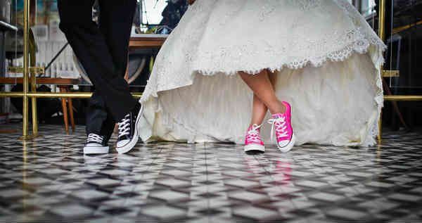 bride and groom breaking social norms