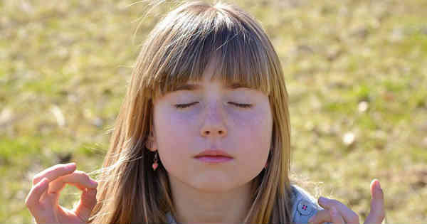 girl meditating